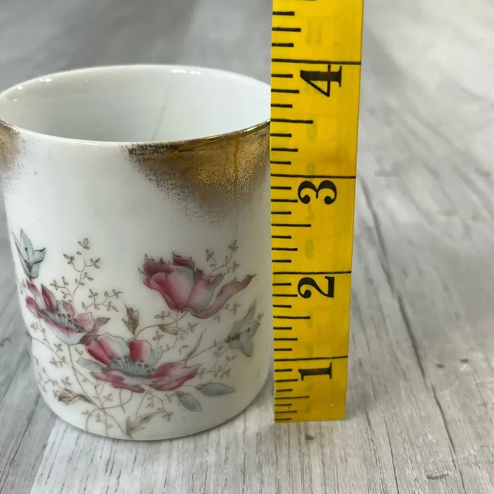 Vintage White Pink Floral Accent Gold Trim Coffee Tea Mug Cup Decor